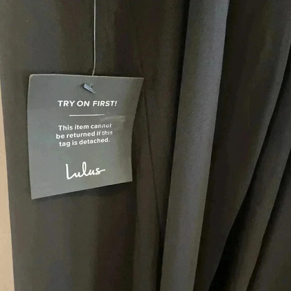 New LULU'S Dance the Night Away Maxi Gown Black Surplice Dress Medium Formal NWT - Picture 6 of 16